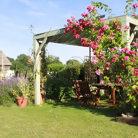 فندق مبيت وإفطار La Moriniere Vieux (Calvados)