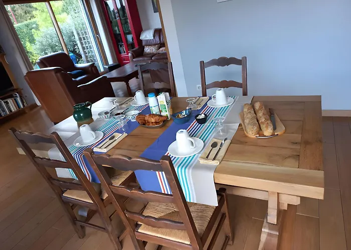 فندق مبيت وإفطار La Moriniere Vieux (Calvados)